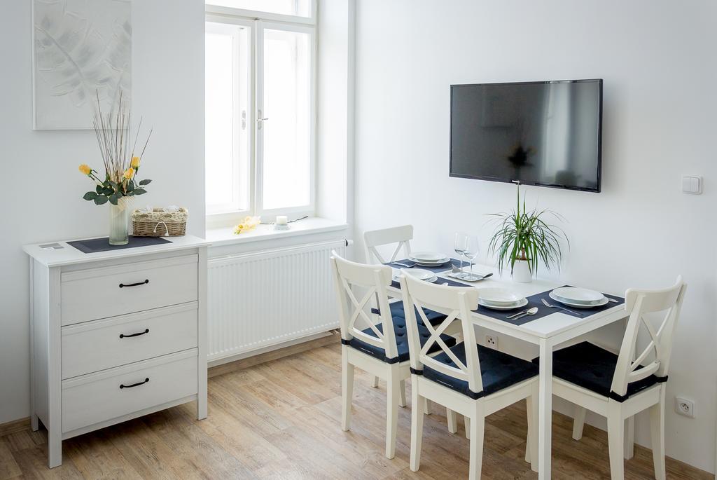 Penzion Apartmány Hradební Uherské Hradiště Esterno foto