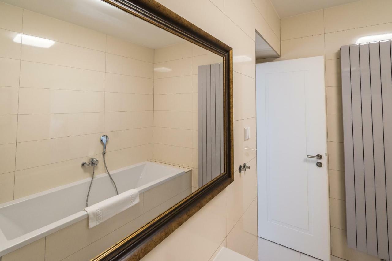 Penzion Apartmány Hradební Uherské Hradiště Esterno foto