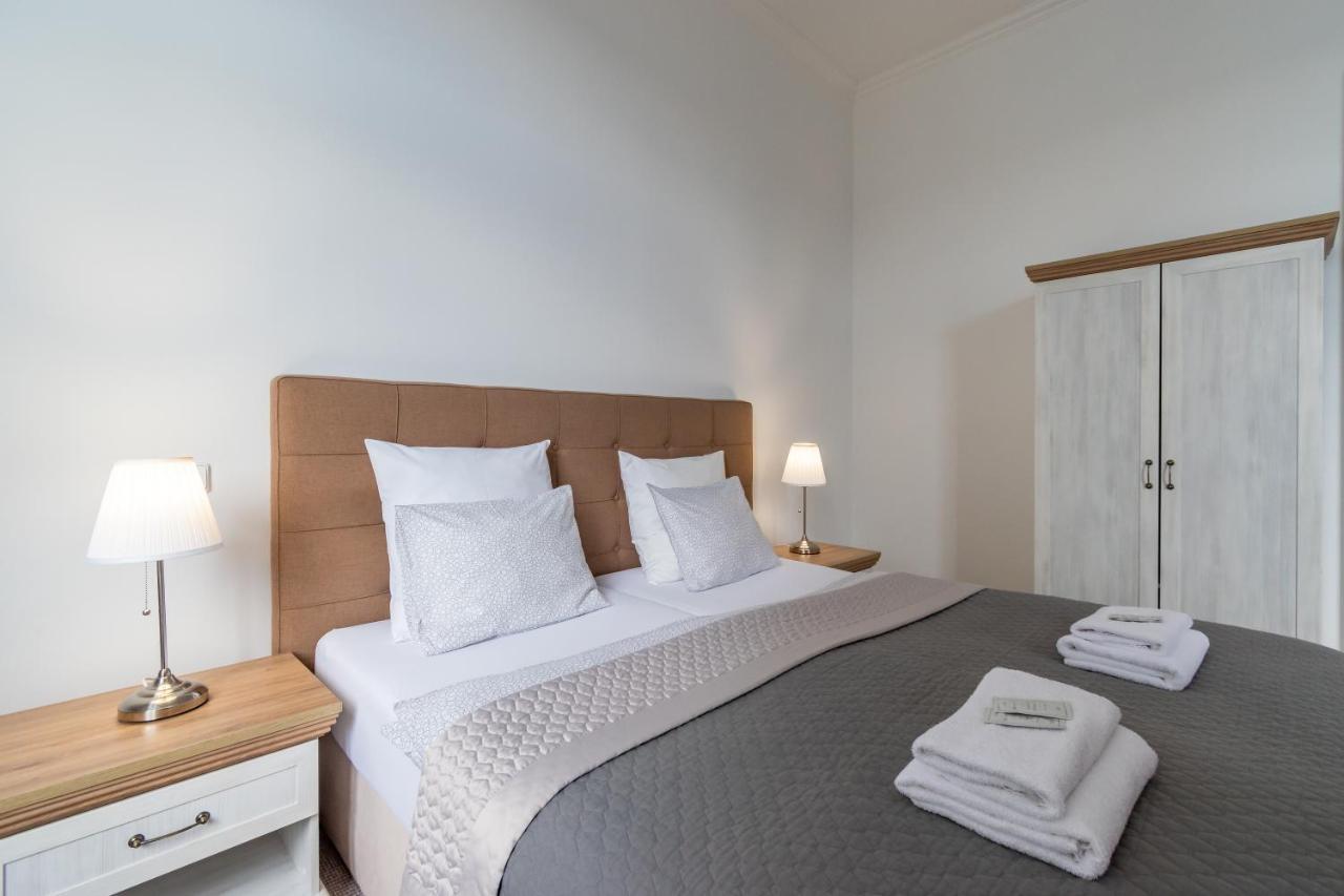 Penzion Apartmány Hradební Uherské Hradiště Esterno foto