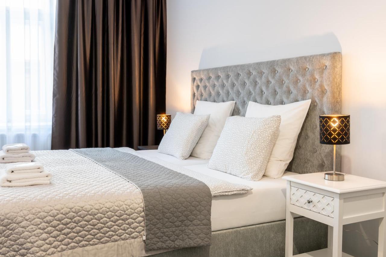Penzion Apartmány Hradební Uherské Hradiště Esterno foto
